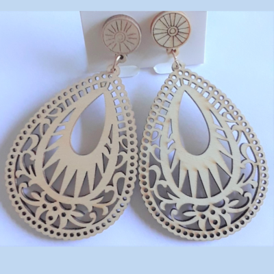 the wooden earrings- laser cut wooden earrings