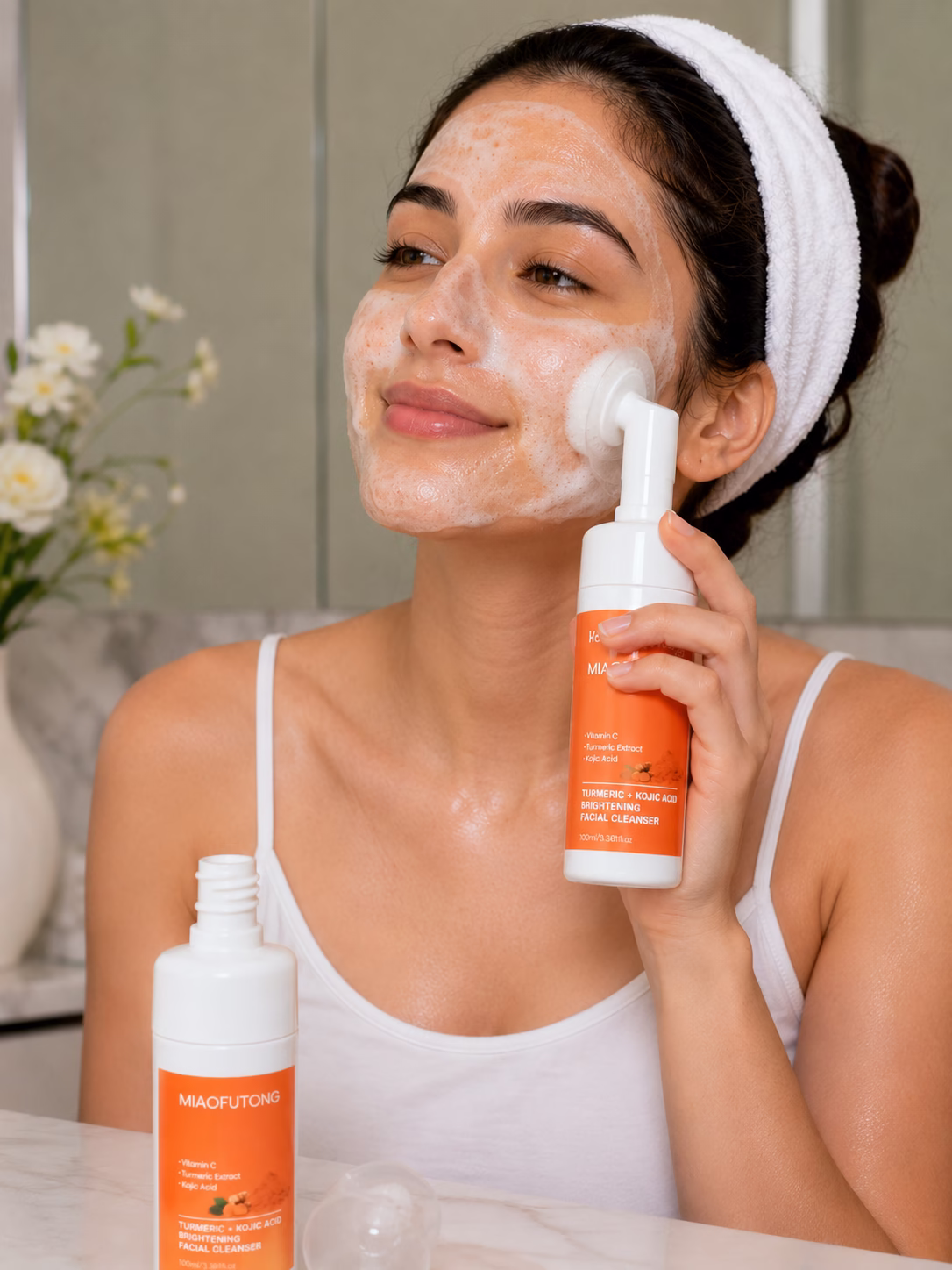 Turmeric Kojic Acid Brightening Facial Cleanser Foam Wash Silicone Brush Vitamin C Skin Care 100ml - Image 6